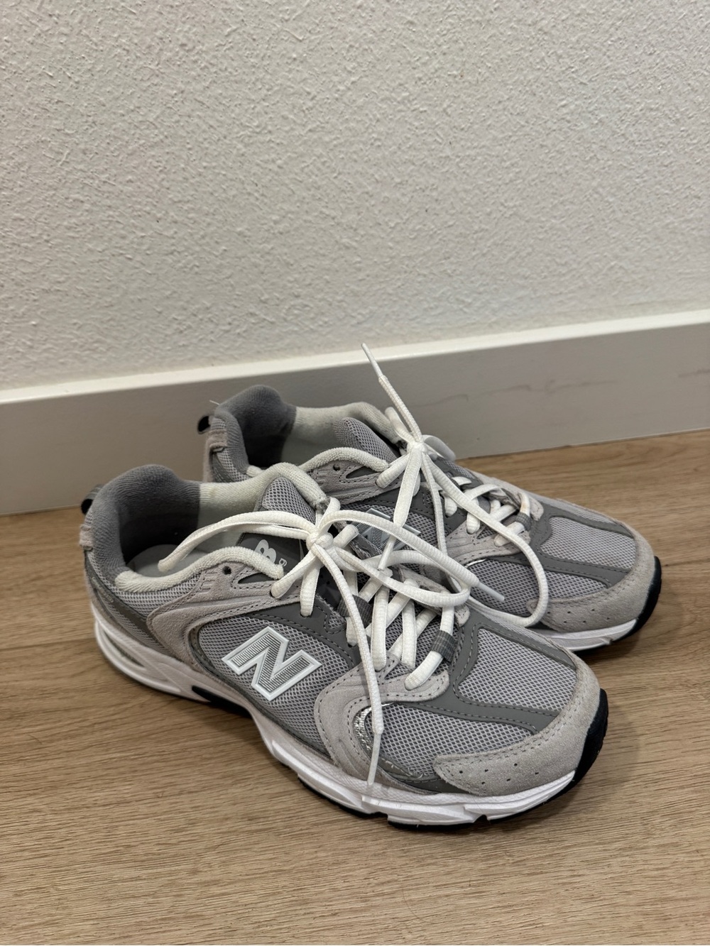 New Balance 530 Gray and White Sneakers